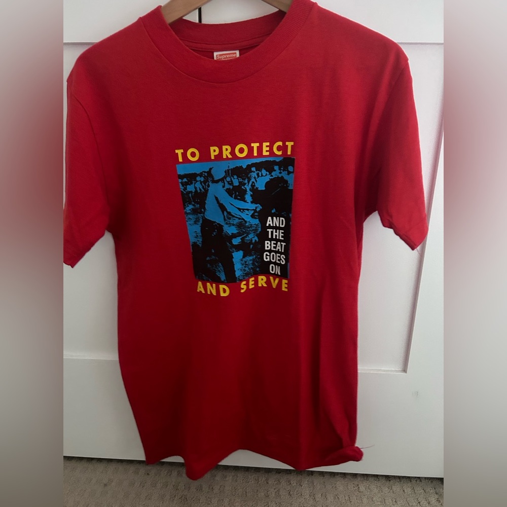 Supreme tee